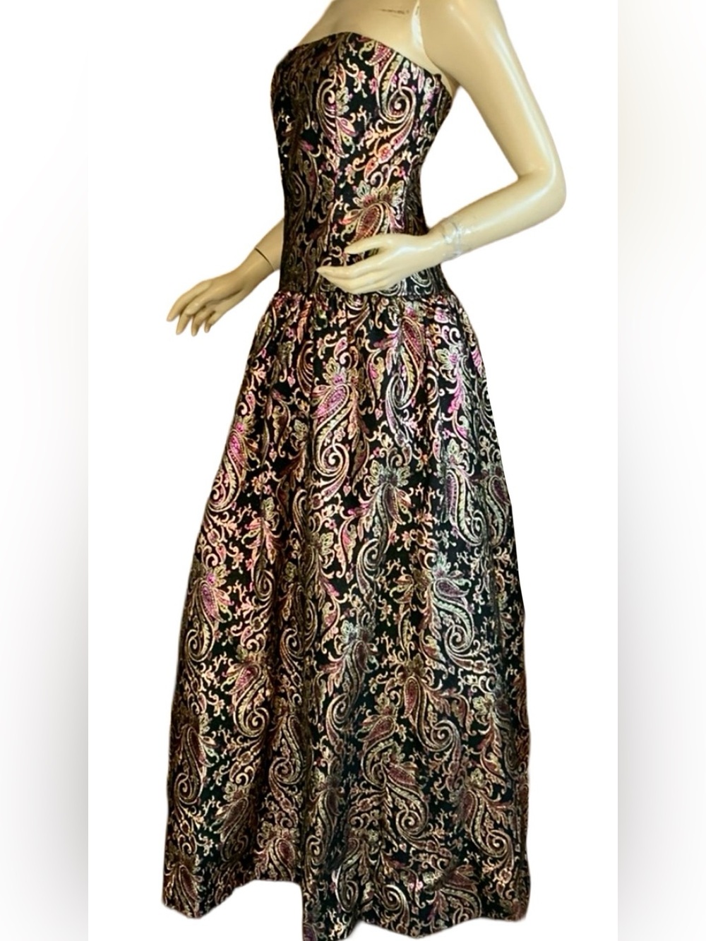 VINTAGE 1980'S VICTOR COSTA PINK, BLACK & GOLD METALLIC PRINT DRESS W/SHAWL (8) - Picture 7 of 15